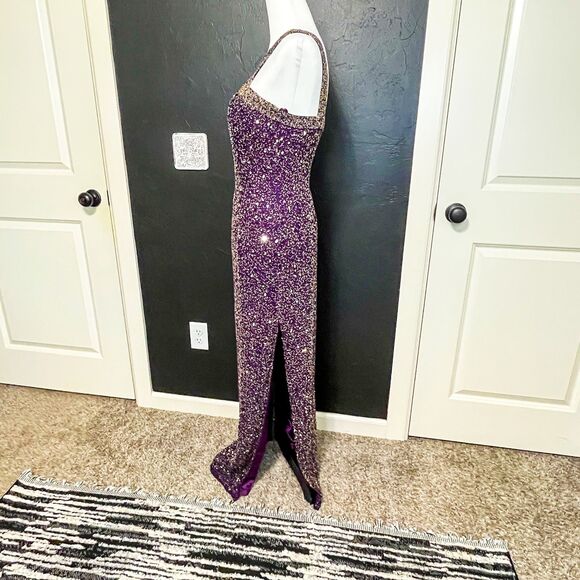 ✨ SCALA Plum and Gold Vintage Beaded Gown – Size Medium ✨ - Picture 5 of 16